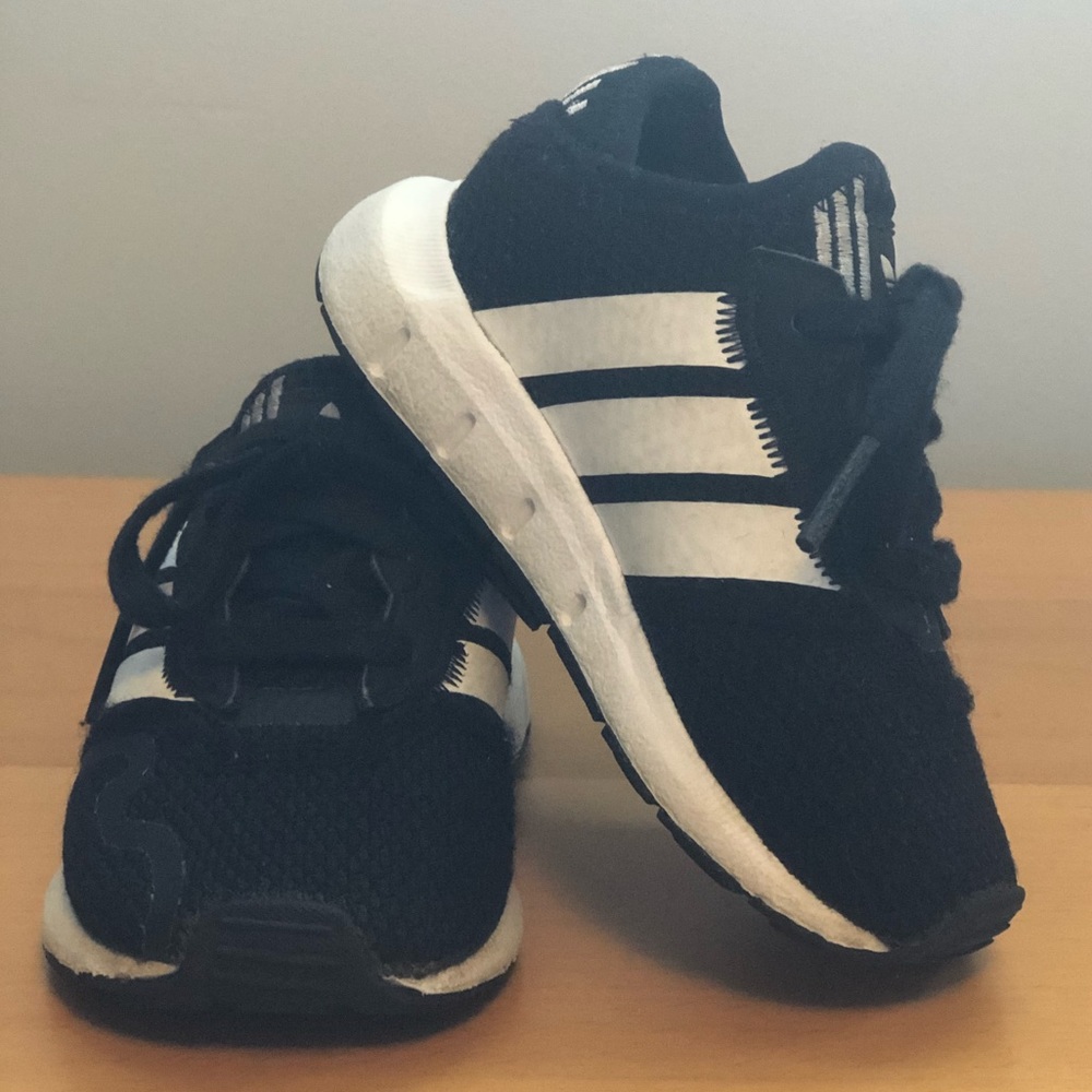 Adidas Ortholite black with white stripes toddler boys size 6